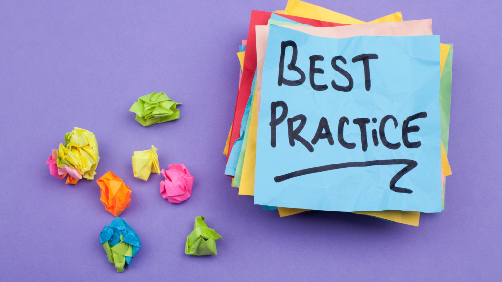 Stack of sticky notes with “Best Practice” written on top against a purple background.